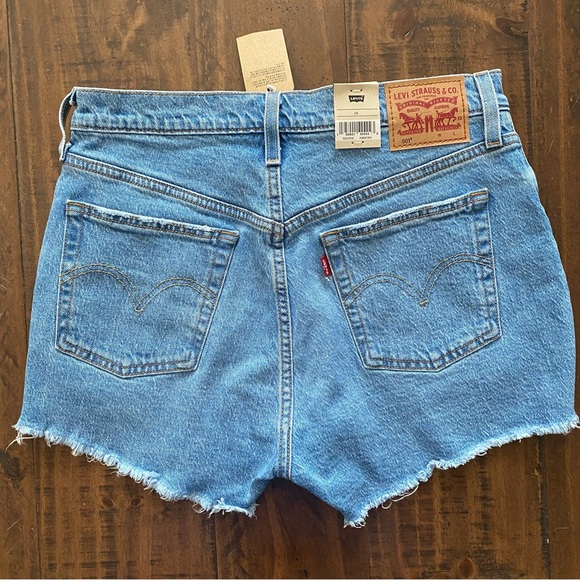 LEVI’S 501 New Jean Shorts High Rise Button Fly Distressed Denim Size 29 / 8 - Picture 4 of 9
